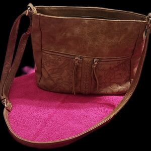 Elegant Brown Leather Shoulder Bag